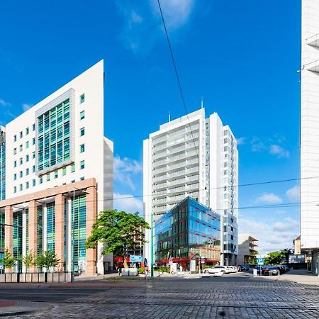 Apartamenty Benthos Towarowa Poznan Exterior foto