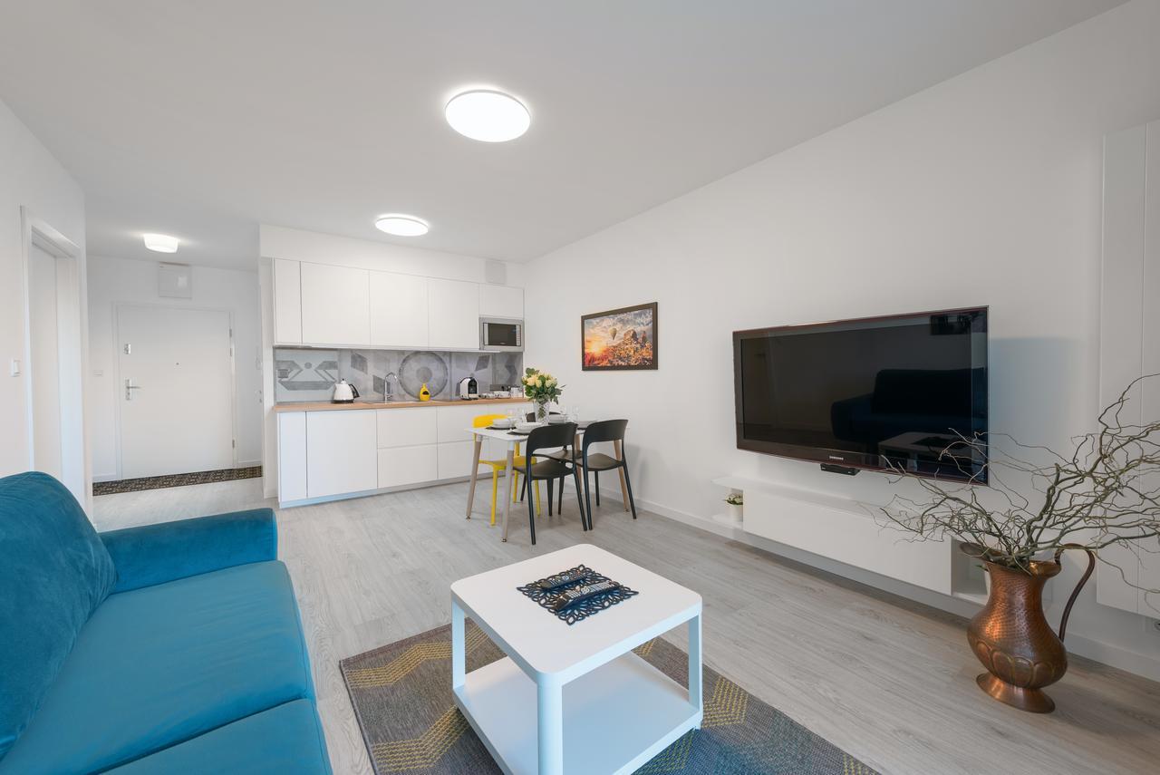 Apartamenty Benthos Towarowa Poznan Exterior foto